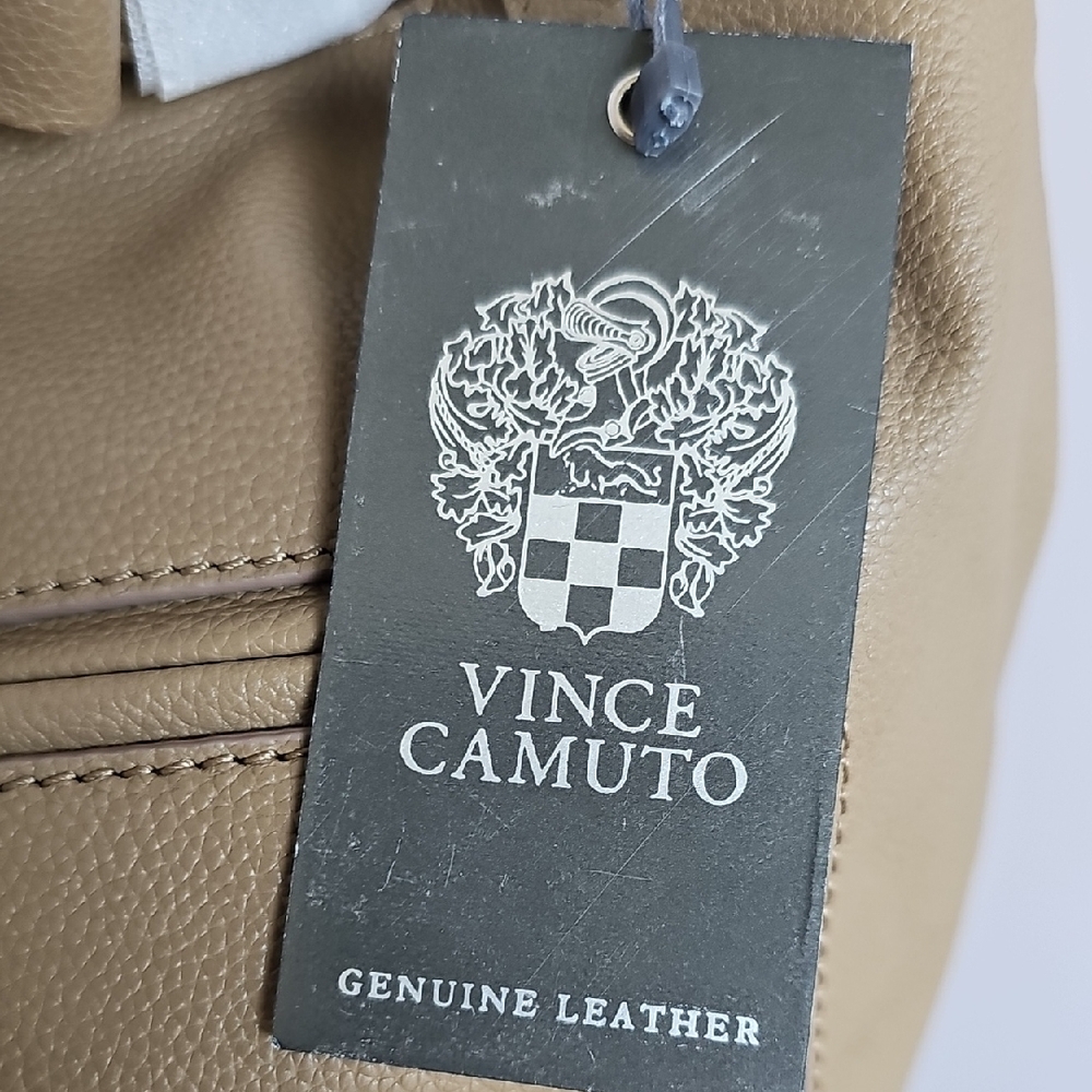 NWT Vince Camuto Pebble Leather Hosho Convertable Crossbody Bag In Harvest - Picture 3 of 10